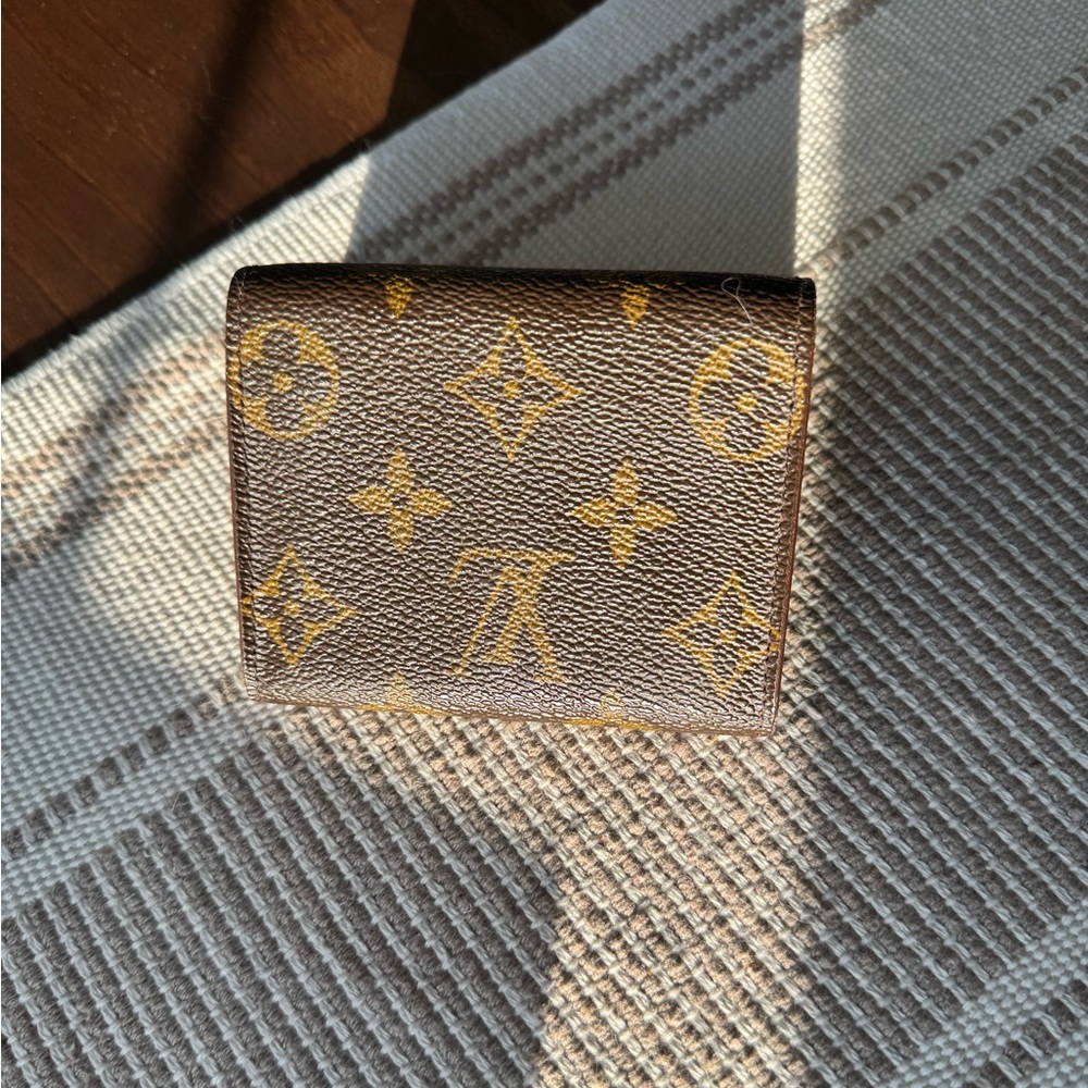 Louis Vuitton Compact Card Monogram Wallet - Picture 5 of 9